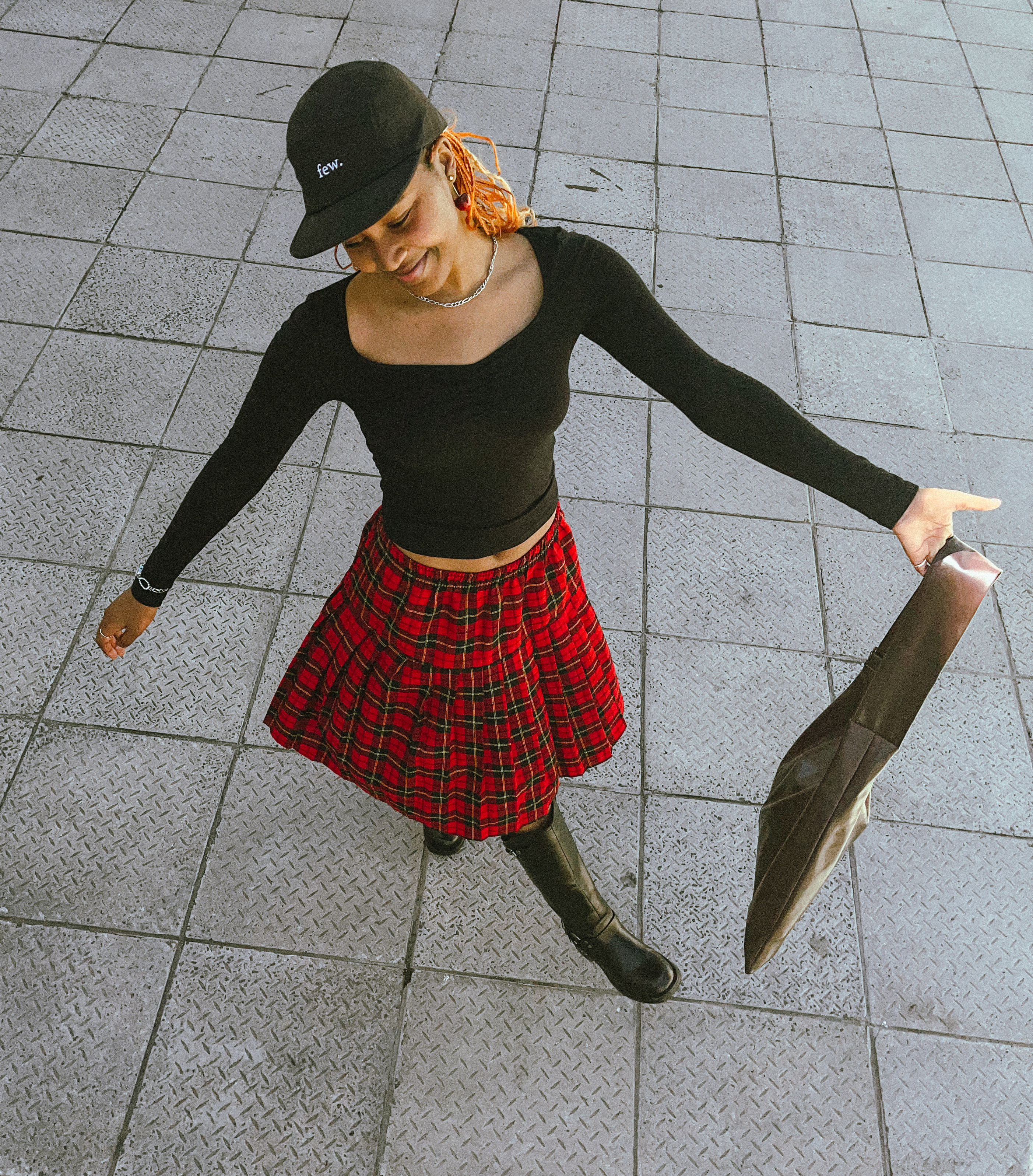 few. brand lifestyle - confidence in motion